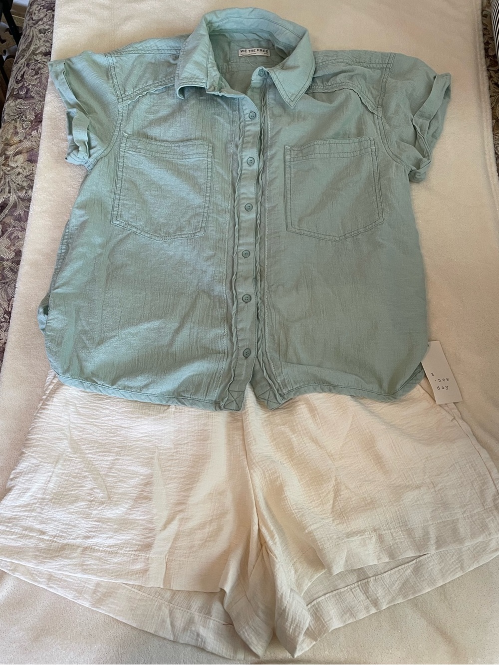 2 Piece Bundle Set FP Boxy Button Up & Target Flowy High Waist Shorts Size MED
